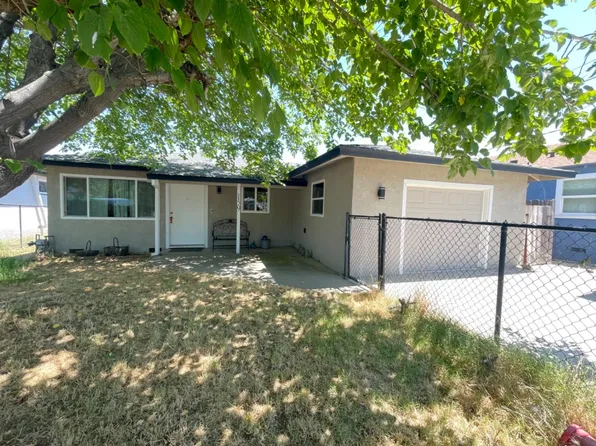 159 E Daphne St, Valley Springs, CA 95252