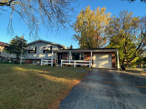 1226 Willow St, Belvidere, IL 61008