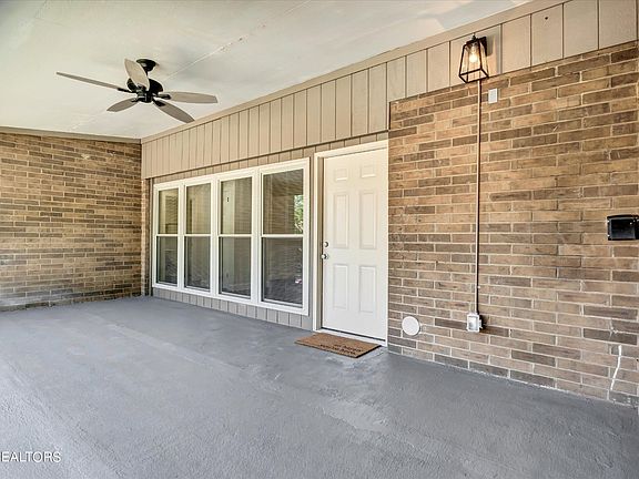 2nd image of 483 Canberra Dr #99