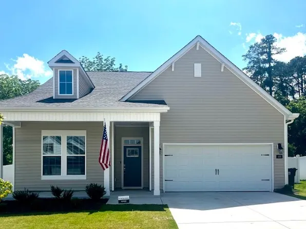 406 Thistle Meadow Ln, Aberdeen, NC 28315