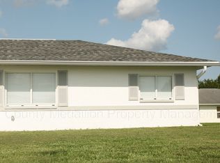 135 Gordon Ave S, Lehigh Acres, FL 33973