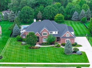 2384 Treesdale Cir, Carmel, IN 46032