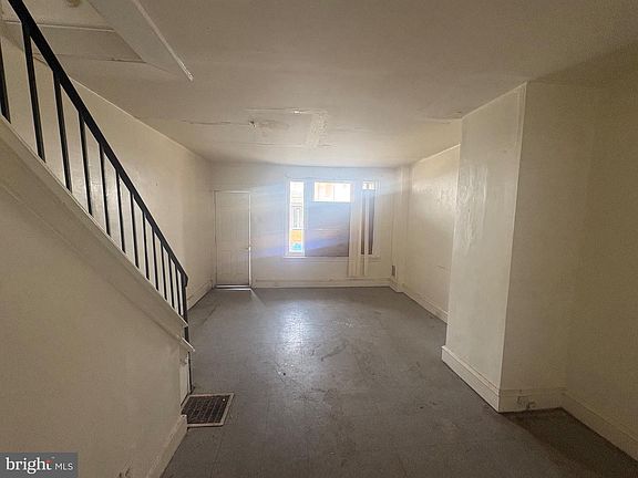 2nd image of 1449 S Etting St