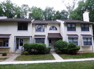 1005 Arlington Dr, Toms River, NJ 08755