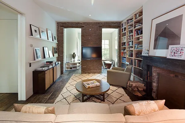 Sold by Corcoran | media 7