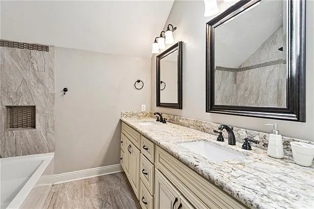 35 Elmwood Loop — Photo 22