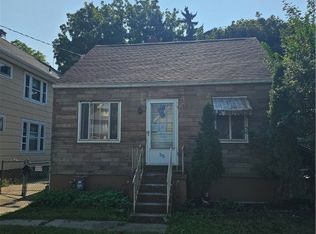 35 Paul Pl, Buffalo, NY 14210