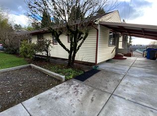 2905 E 13th St #V, Vancouver, WA 98661