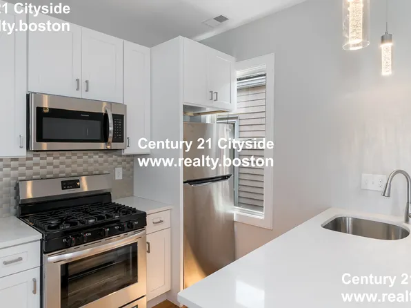 140 Saratoga St #3, Boston, MA 02128