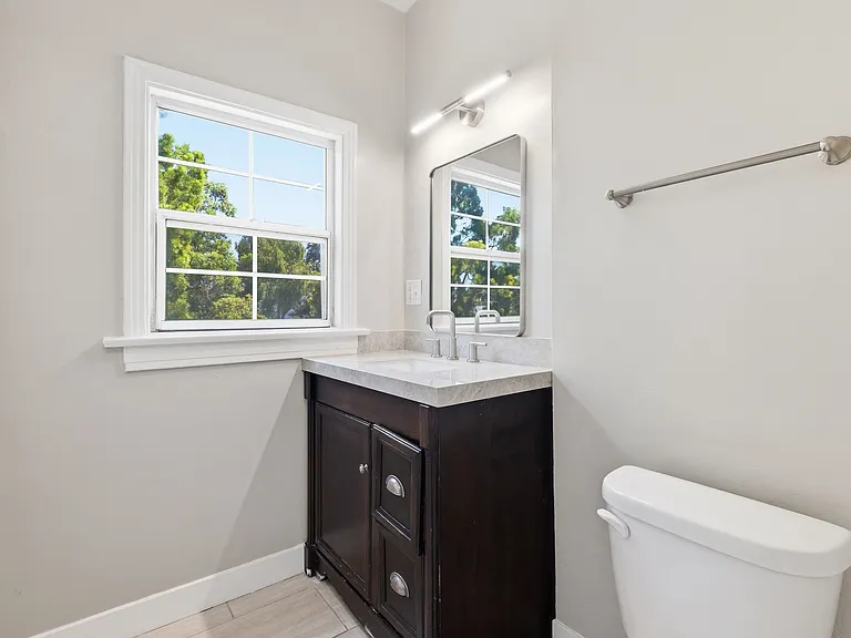 5248 W Olympic Blvd — Photo 9