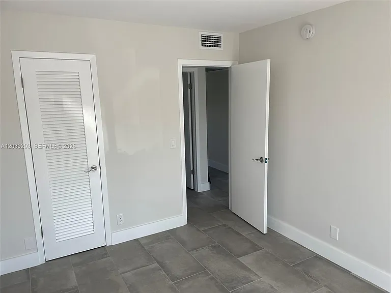 136 Brighton Dr #136-D — Photo 23