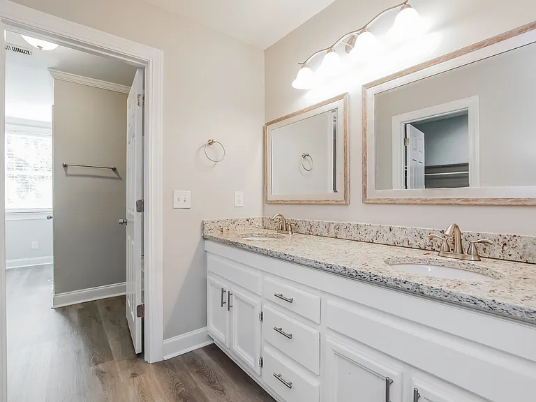 4125 Old Brick Ct — Photo 14