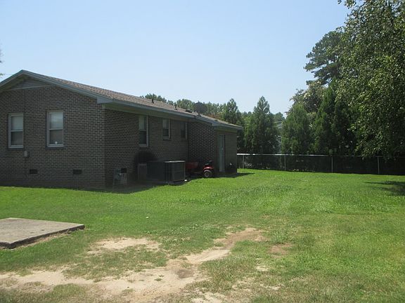 2nd image of 1401 Virginia Ave