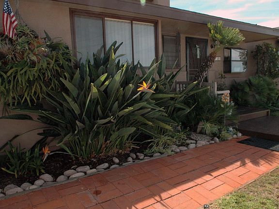 Fenced front yard