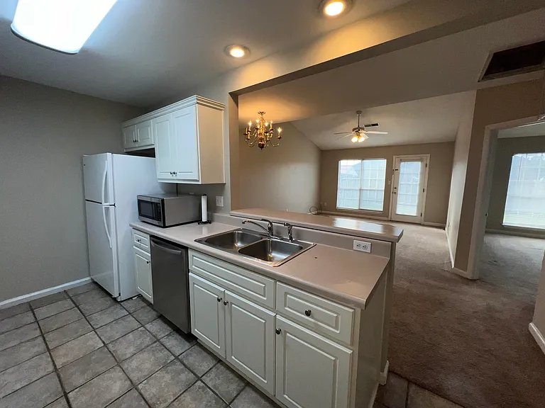 17 Macaulay Pl — Photo 23