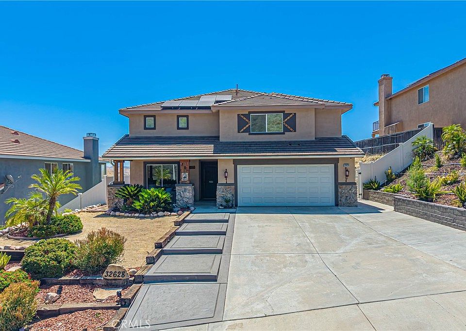 1st image of 32628 Ridge Top Ln
