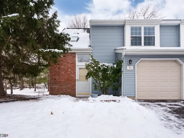 71 Avebury Pl, Franklin Twp., NJ 08873