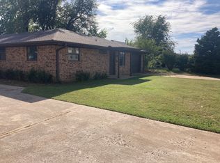 1006 E Main St #1, Edmond, OK 73034