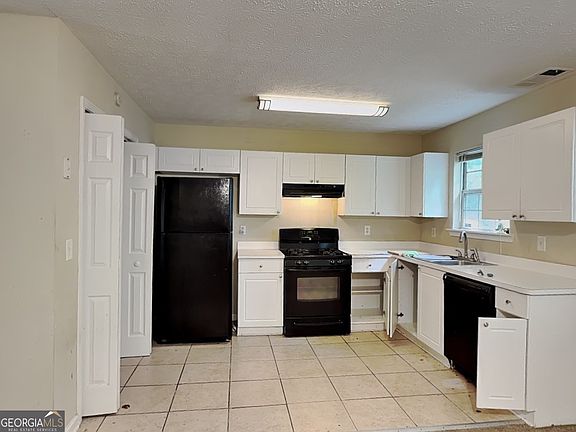 3rd image of 1278 Lynx Ct