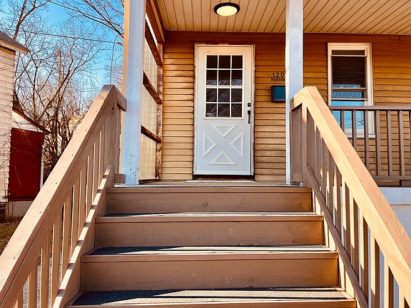 4th image of 120 Riverview Ave
