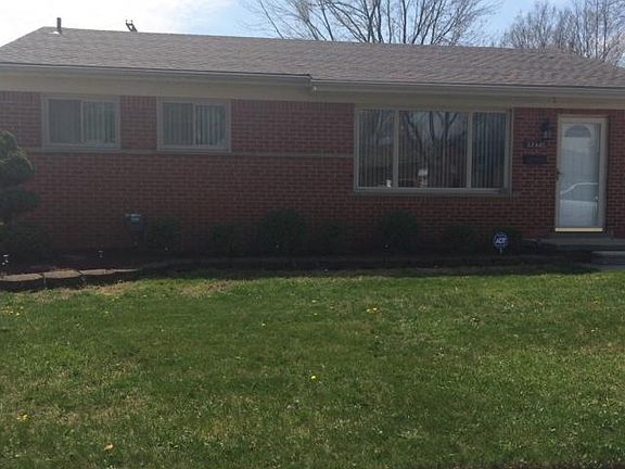 2nd image of 32441 Anita Dr