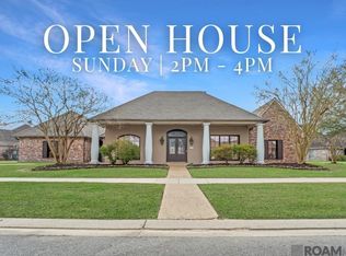 17608 Lake Vista Dr, Greenwell Springs, LA 70739