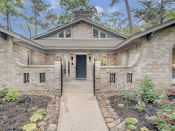 3rd image of 2311 Riverlawn Dr