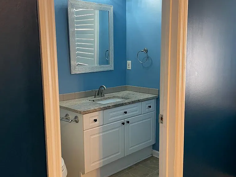 Unit Photo
