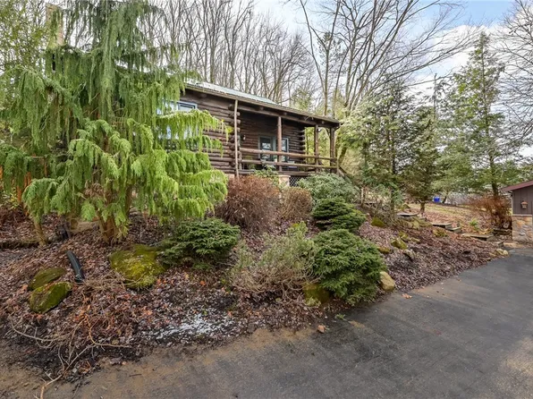 110 Butler Street Ext, Valencia, PA 16059