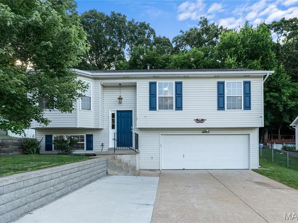 4097 Whitehall Dr, Arnold, MO 63010