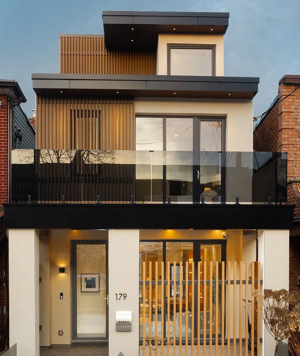 5 bed, $10,500 — Photo 1