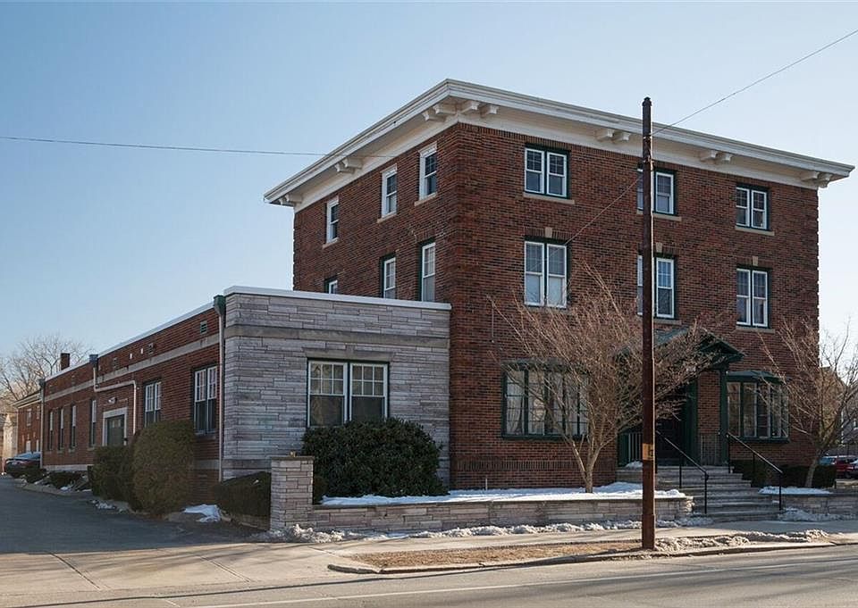 1st image of 1488 Westminster St #8