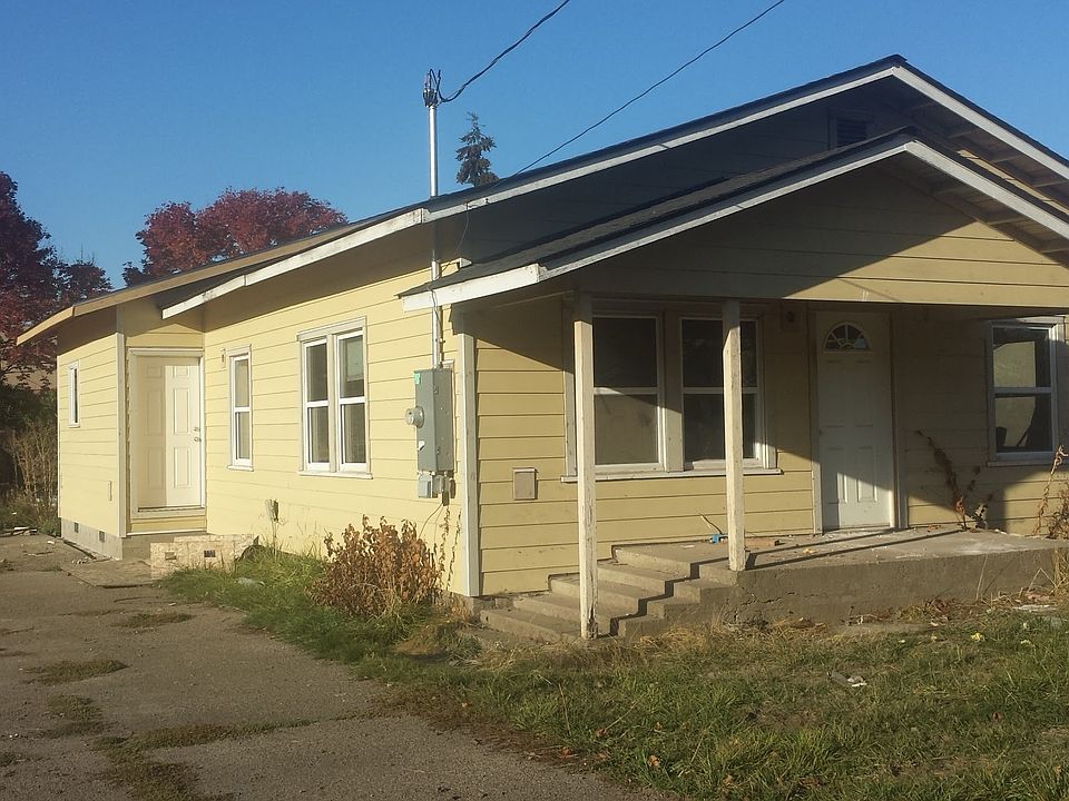 1st image of 3715 Midway Ave NE