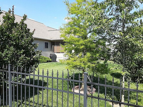 4th image of 2439 Jonathan Dr