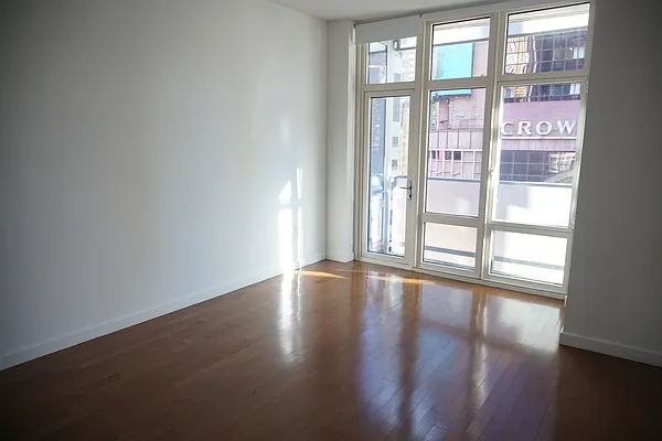 Rented by Nooklyn NYC LLC | media 22