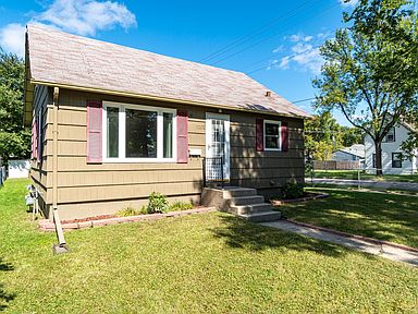 1202 1st Ave N Grand Forks Nd 58203 Zillow