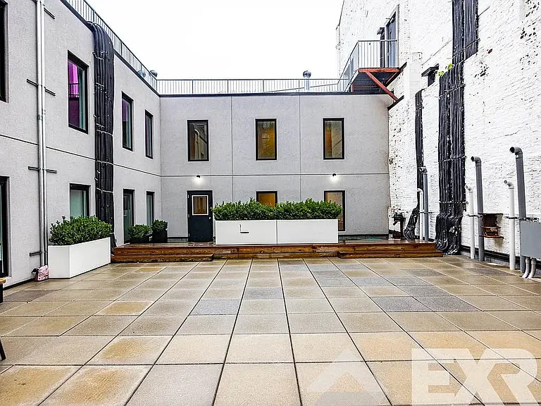 945 Bergen St #503 — Photo 8