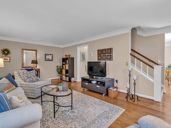 5th image of 815 Edwards Rd Unit 72A