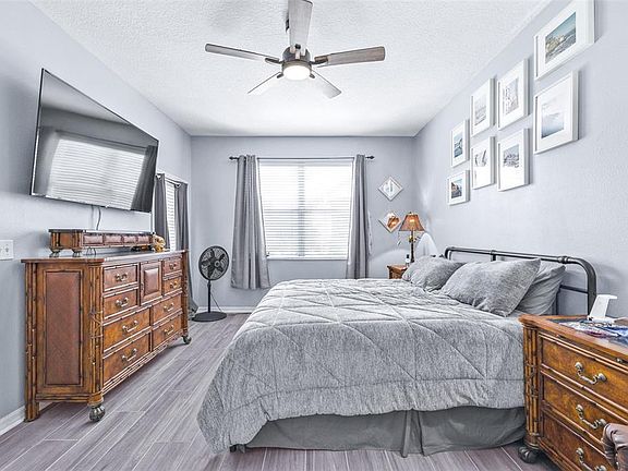 4th image of 16320 Bridgewalk Dr