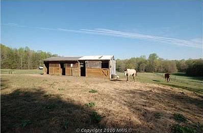 4th image of 5612 Bear Ln