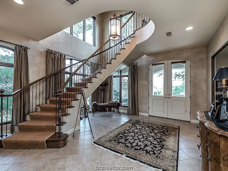 4763 Stonebriar Cir — Photo 2