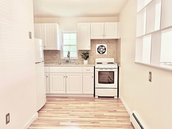 2nd image of 90C Washington Park Dr APT 10