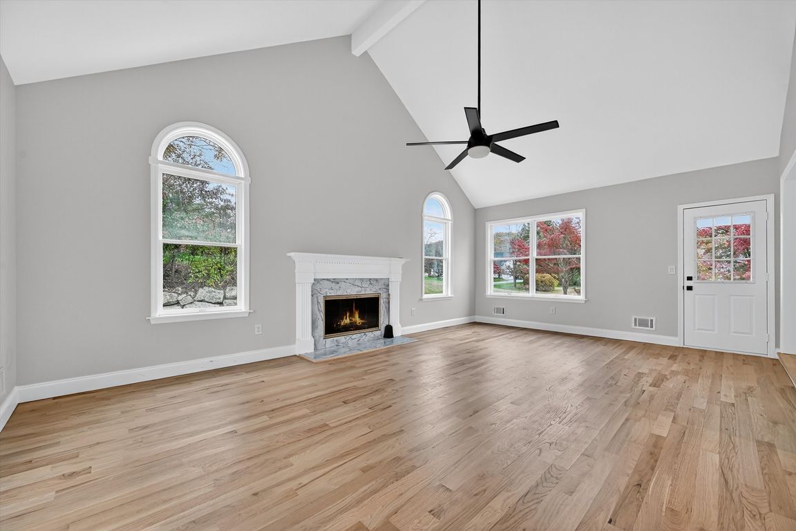 next background image