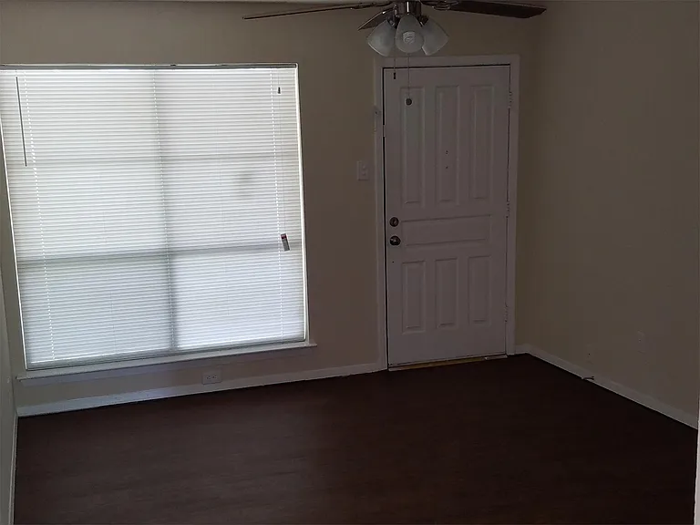 3516 Flamingo Way — Photo 3