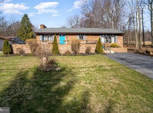 13917 Pennersville Rd, Waynesboro, PA 17268