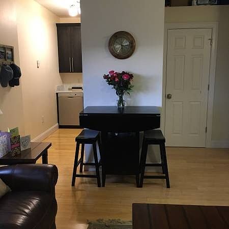 2nd image of 314 W 2nd St #3
