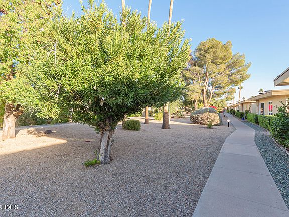 2nd image of 14015 N 111TH Avenue