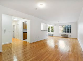323 Willow St APT 2B, Teaneck, NJ 07666