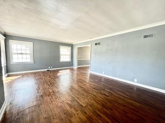 5th image of 1101 Parker St