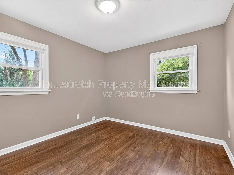 1600 Washington St — Photo 17